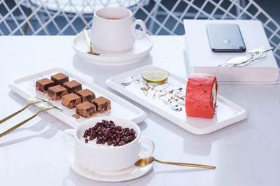 甜品店加盟品牌有哪些?投資這幾個(gè)品牌讓你走上致富之路