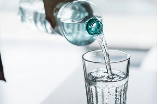 圓臉福音 巧飲酒精飲料，輕松練就小V臉